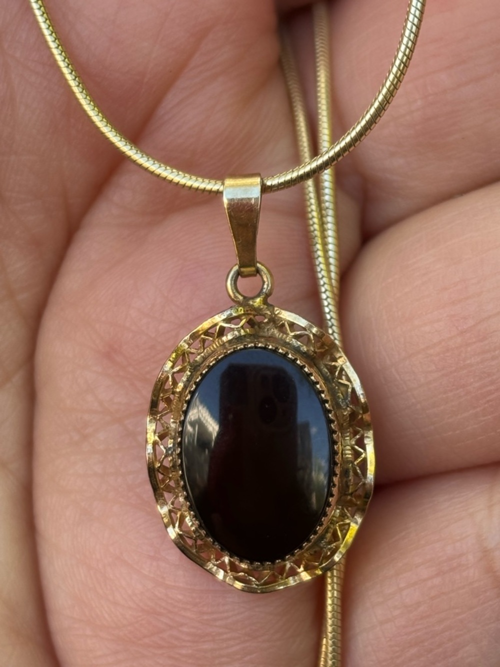Vintage Black Onyx Gold Filled Necklace 16”